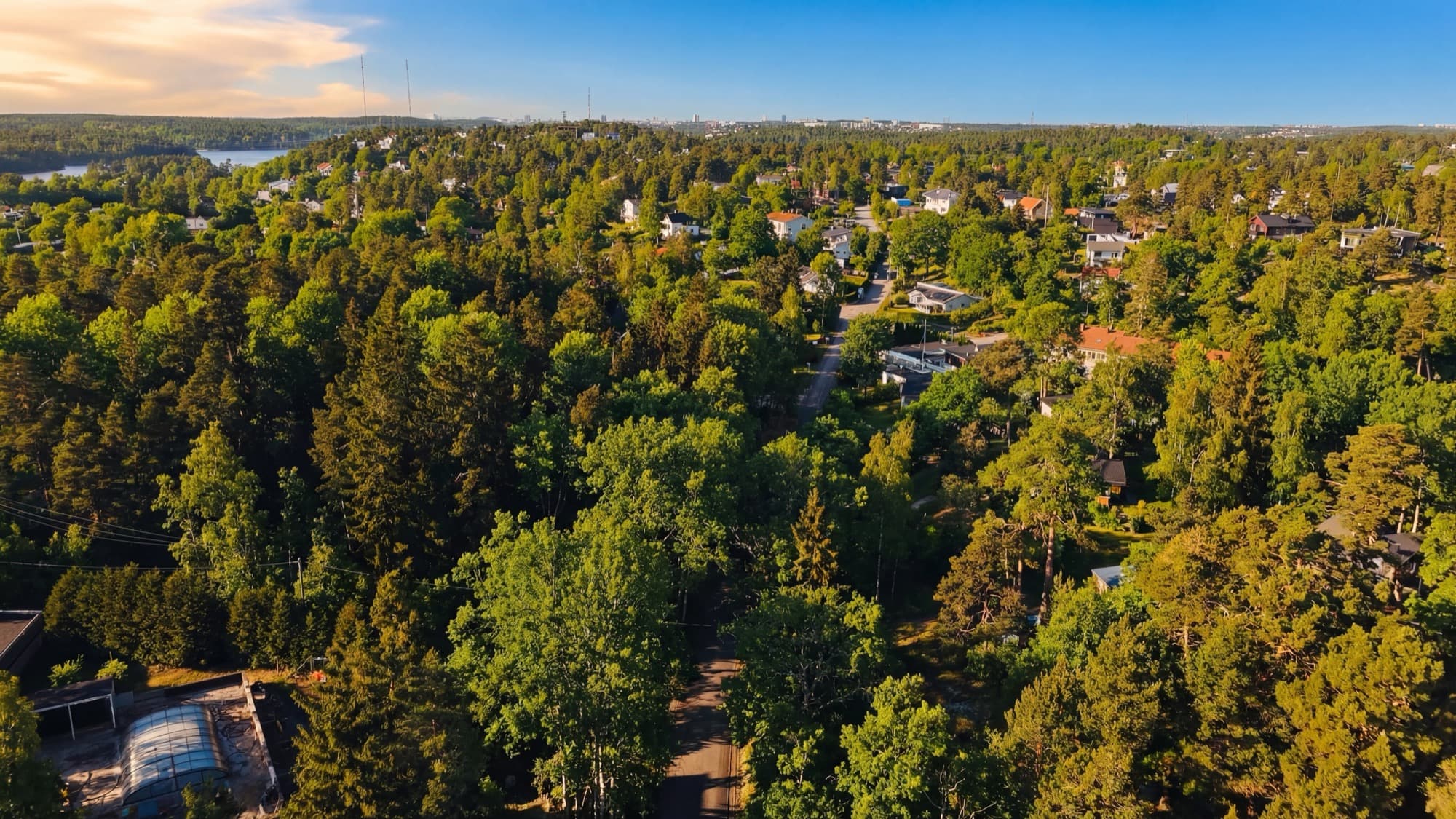 Flygbild över skogsområdet i Lännersta