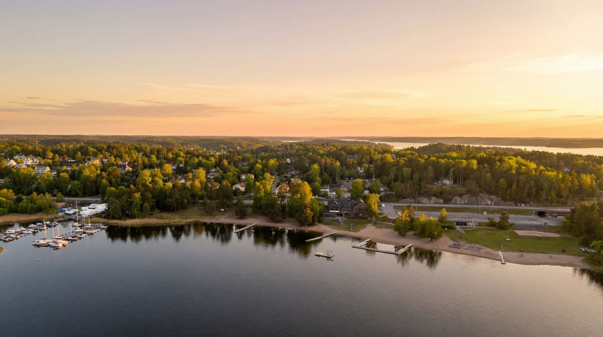 Flygvy över Grisslingefjärden